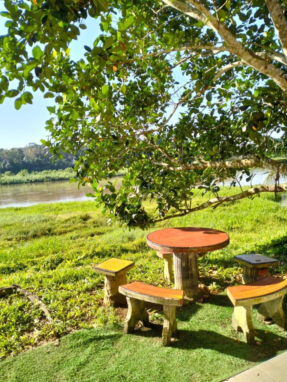 Resort D Rumah Bonda River View Kuala Kangsar Ngoại thất bức ảnh